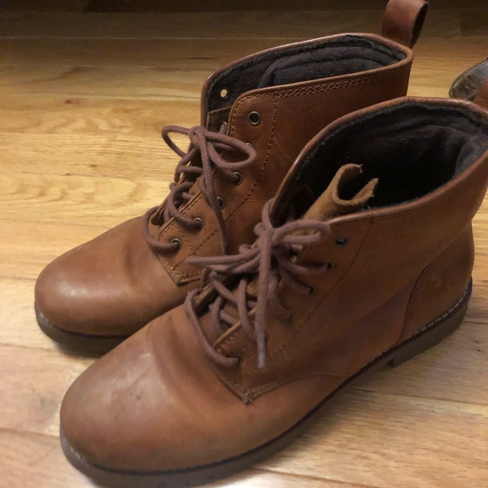 Cole Haan Boots